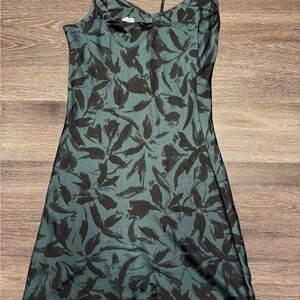 A New Day Green and Black Leaf Print Midi Dress